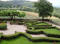 Castello di Fonterutoli gardens